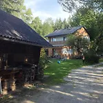 Im Wald Edelschrott